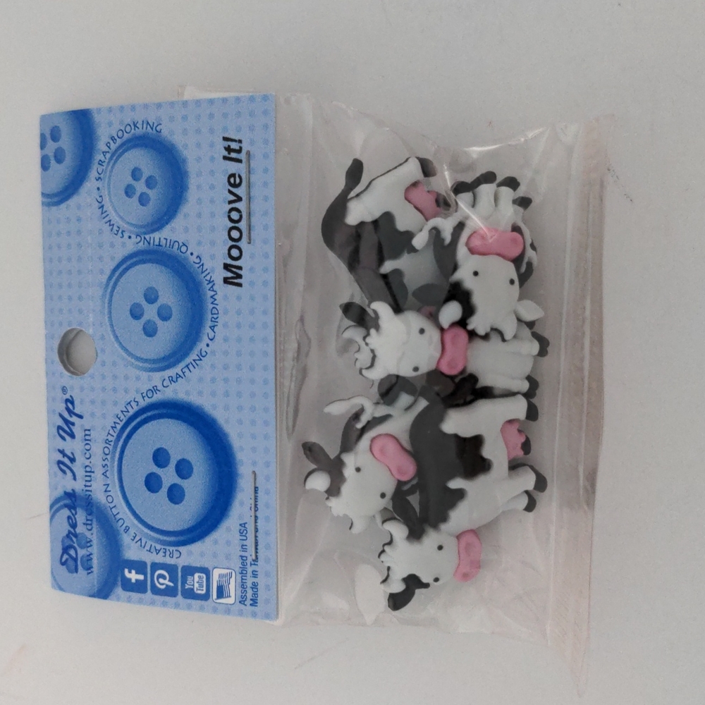 Variety of Buttons - Picture 2 of 8